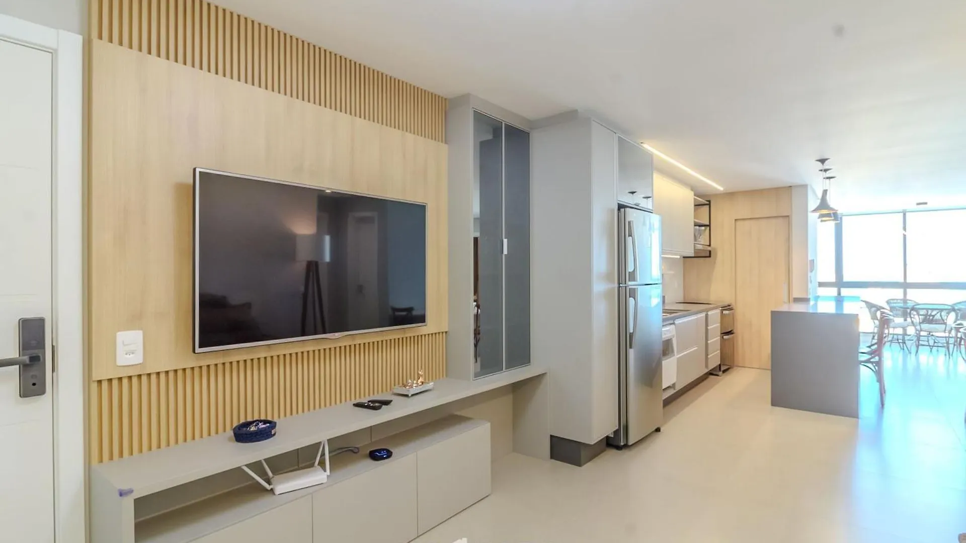 Apartamentos No Edificio Turquesa - Balneario Picarras - Rts 0*,