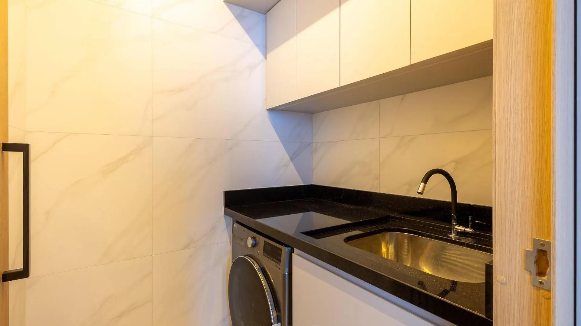 Apartamentos No Edificio Turquesa - Balneario Picarras - Rts Apartment