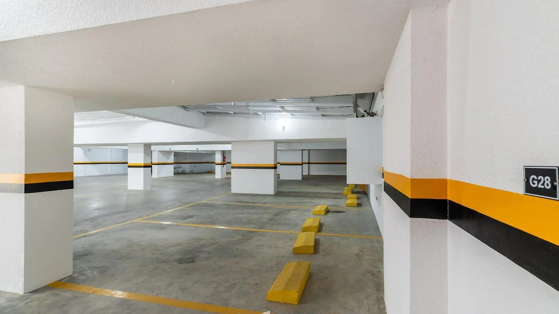 Apartamentos No Edificio Turquesa - Balneario Picarras - Rts Apartment